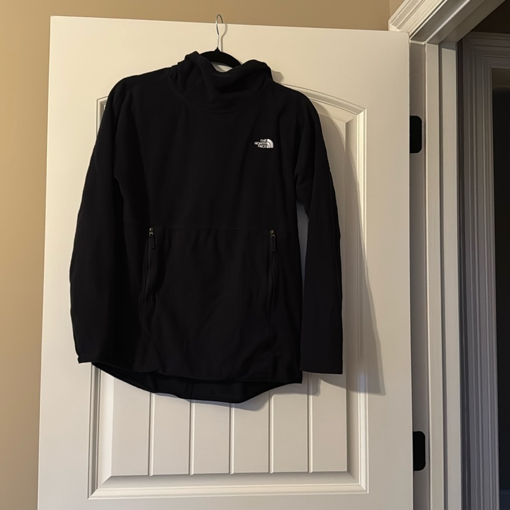 Women’s The North Face Pullover Size Small